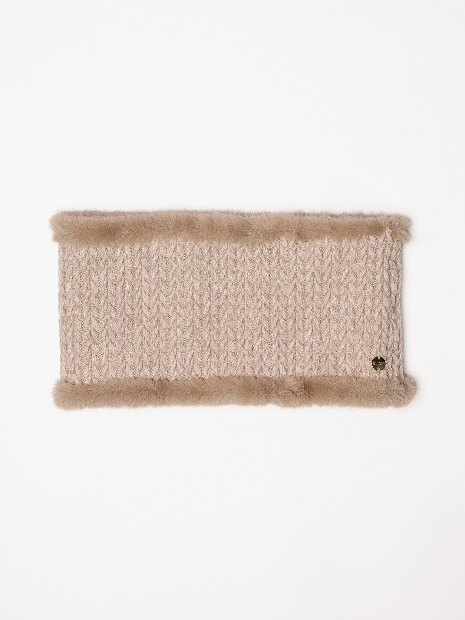 Снуд трикотажный с декоративной нашивкой в ассортименте